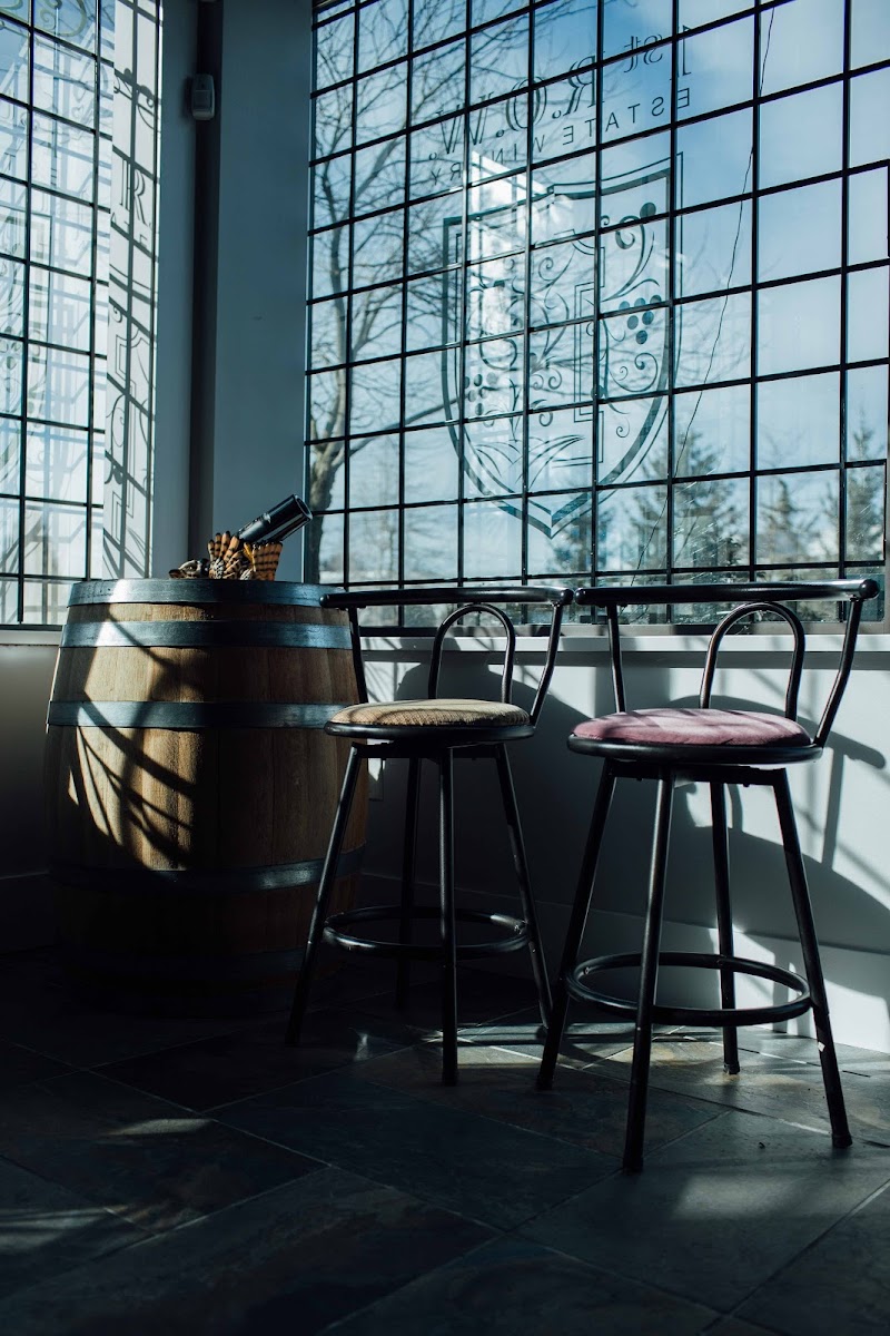 1st R.O.W. Estate Winery | Online Wine Store 4