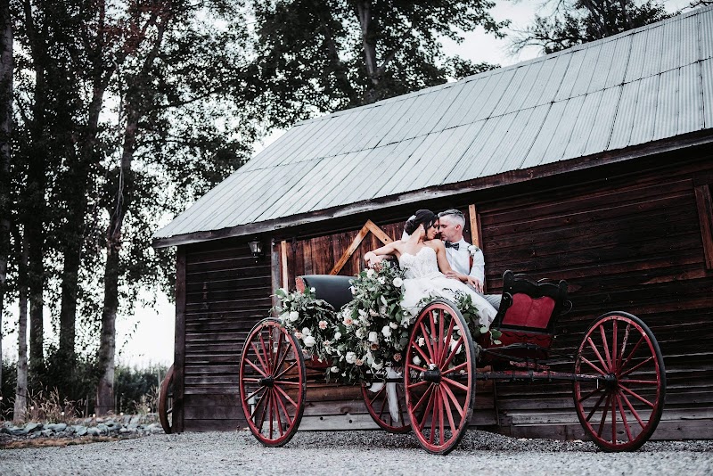 Brook & Barn 5