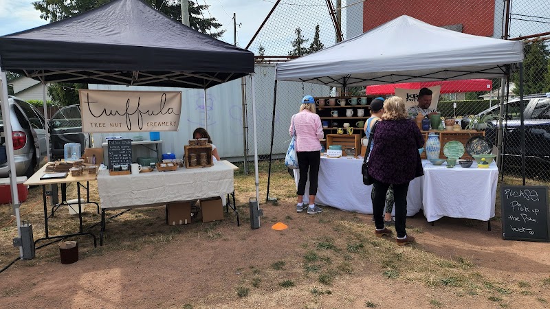Cedar Farmer's Market 4