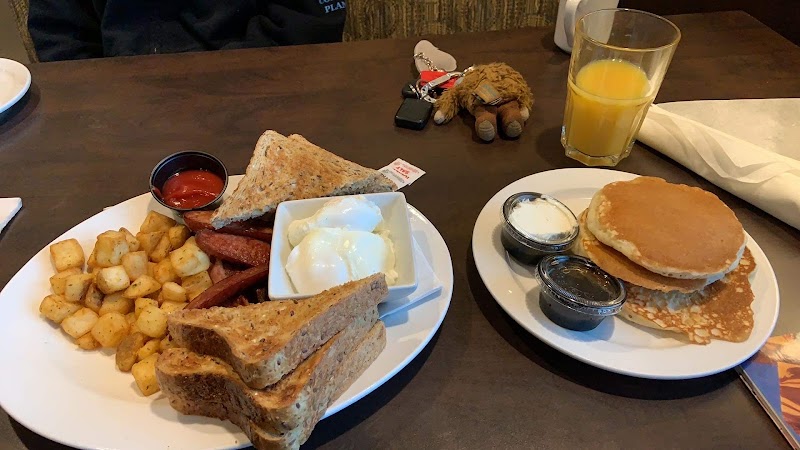 Character's Pub & Grill 3