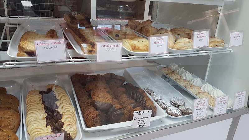 Erwin's Fine Baking & Delicatessen 4
