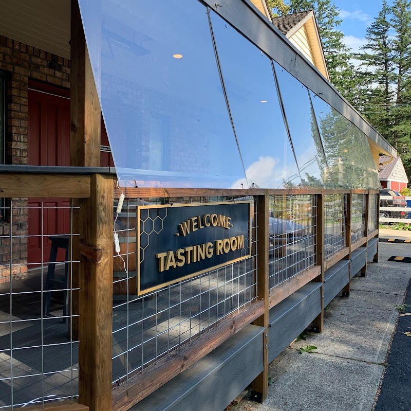 Festina Lente Estate Winery and Meadery 5