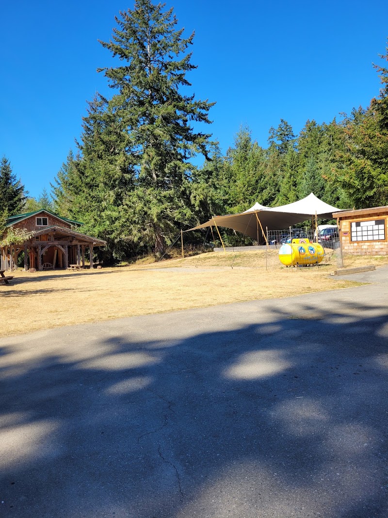 Gabriola Commons 3