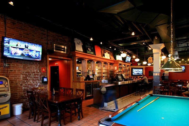 Howe Sound Taphouse & Kitchen - New West 3
