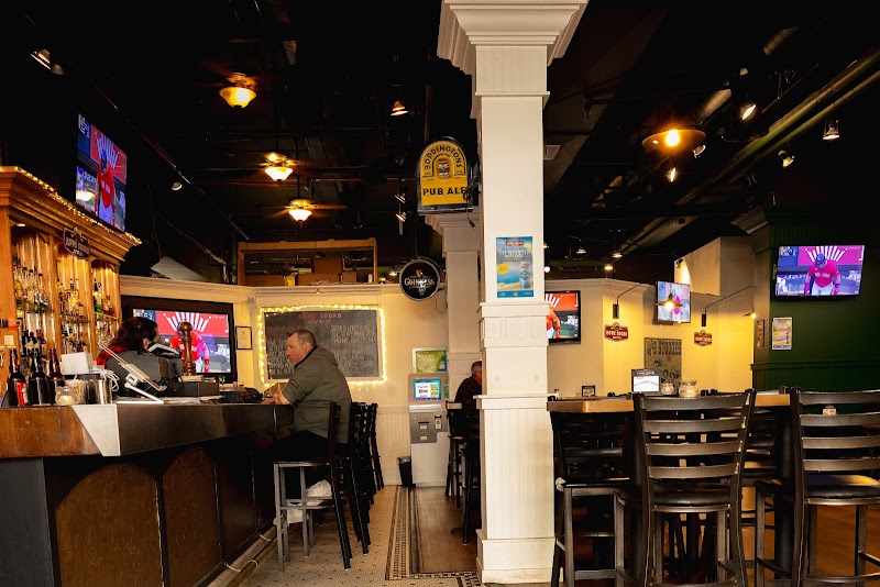 Howe Sound Taphouse & Kitchen - New West 4