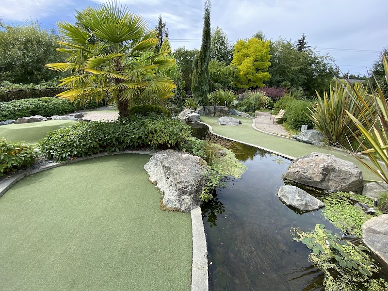 Island View Farm & Mini Golf 4
