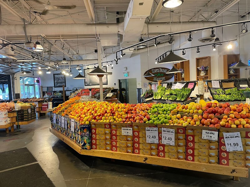 Kin's Farm Market 2