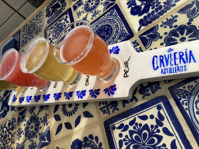La Cerveceria Astilleros 4