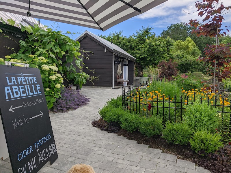 La Petite Abeille Cider 3