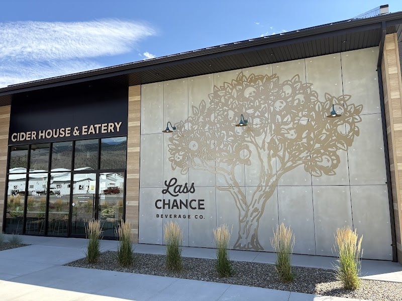 Lass Chance Beverage Co. 4