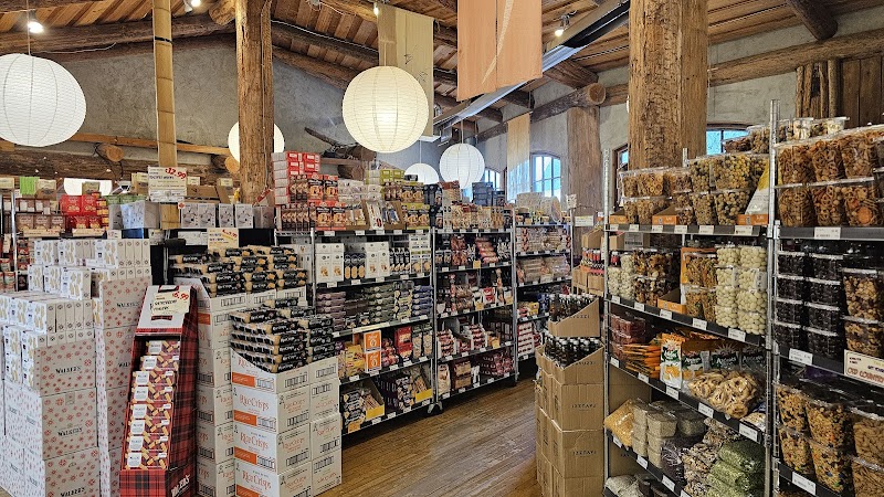 Old Country Market 3