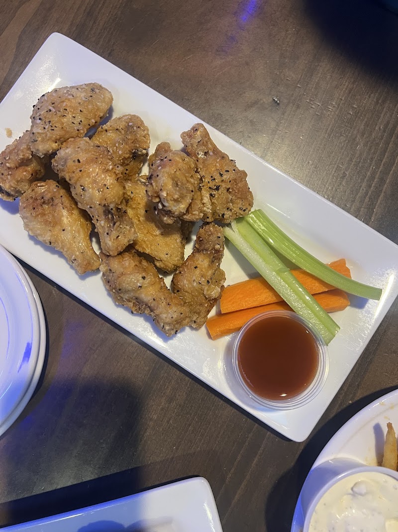 On The Rocks Pub & Grill 5