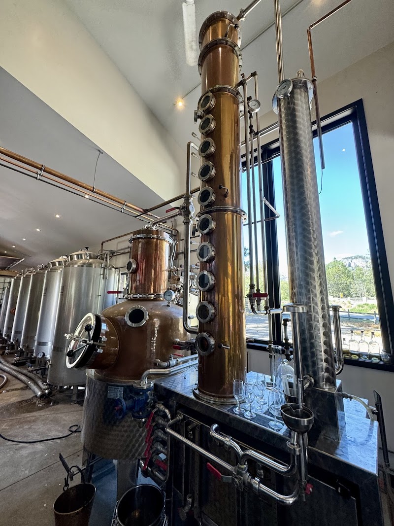 The Dubh Glas Distillery Ltd. 4