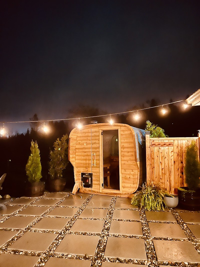 Vineyard Sauna & Cold Plunge 5